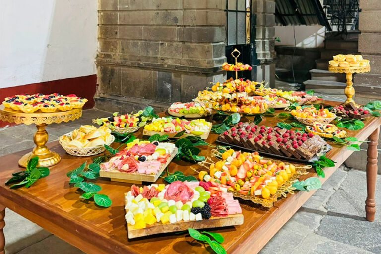 Canapés-y-Bocadillos-en-zacatlan